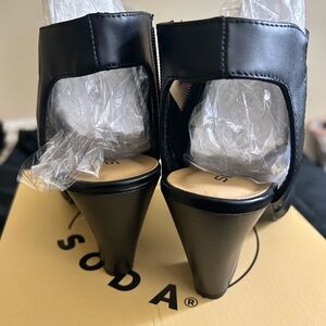 Soda Moltens Cone Heels